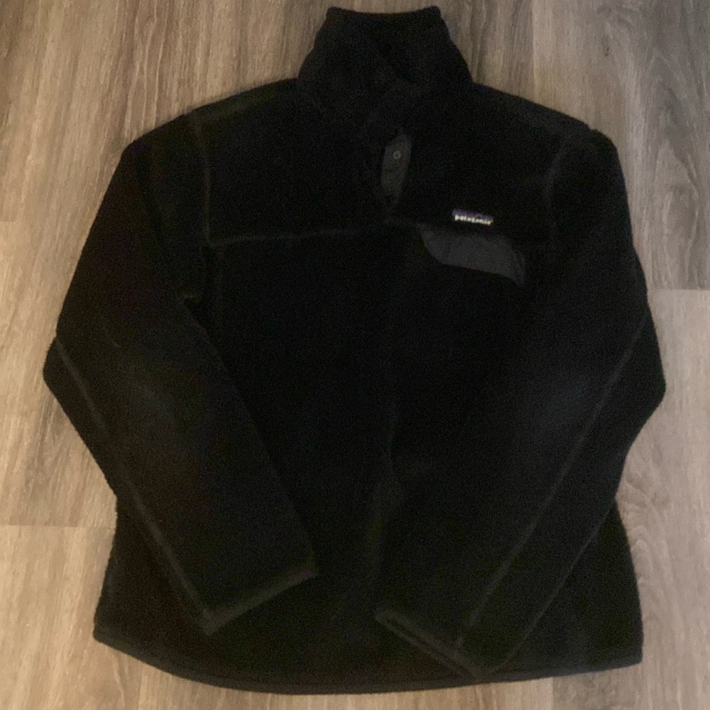 Black Patagonia Re-Tool snap fleece pullover
